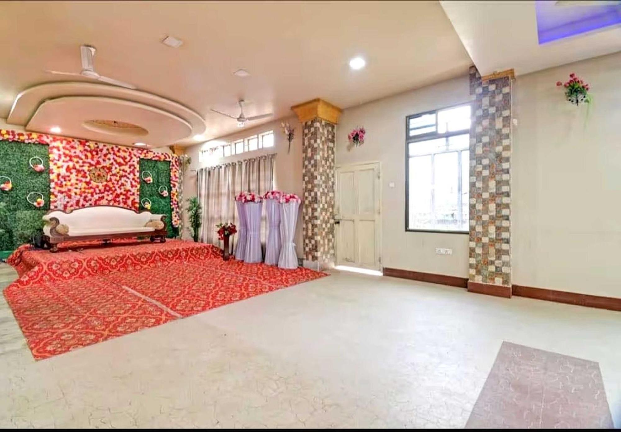 Collection O Megha Resort Jorhat Luaran gambar