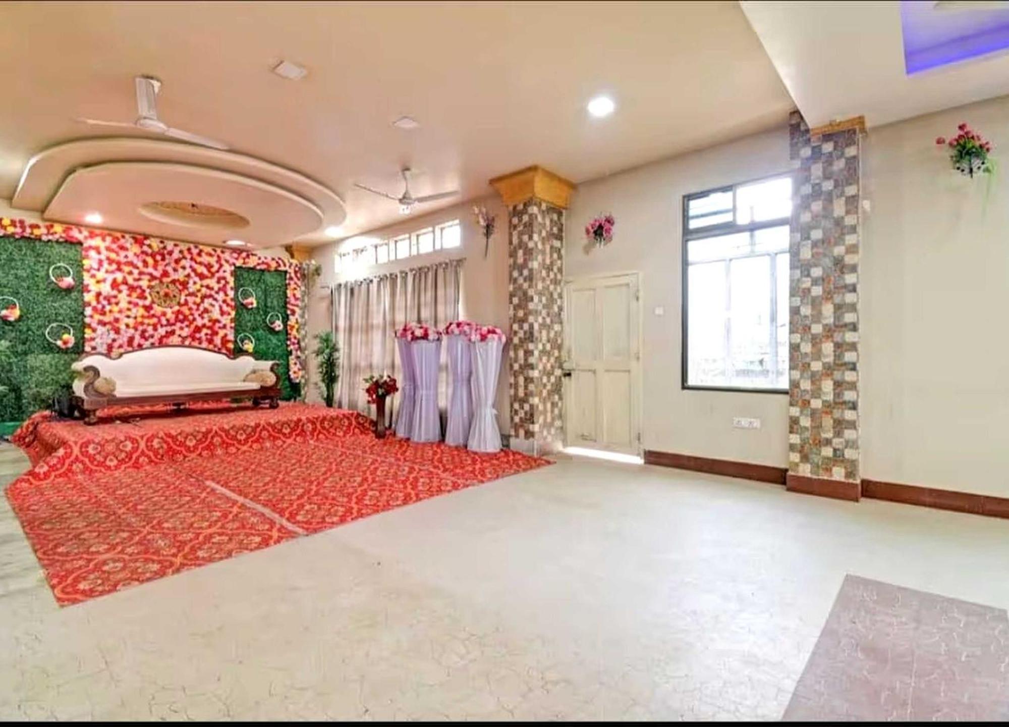 Collection O Megha Resort Jorhat Luaran gambar