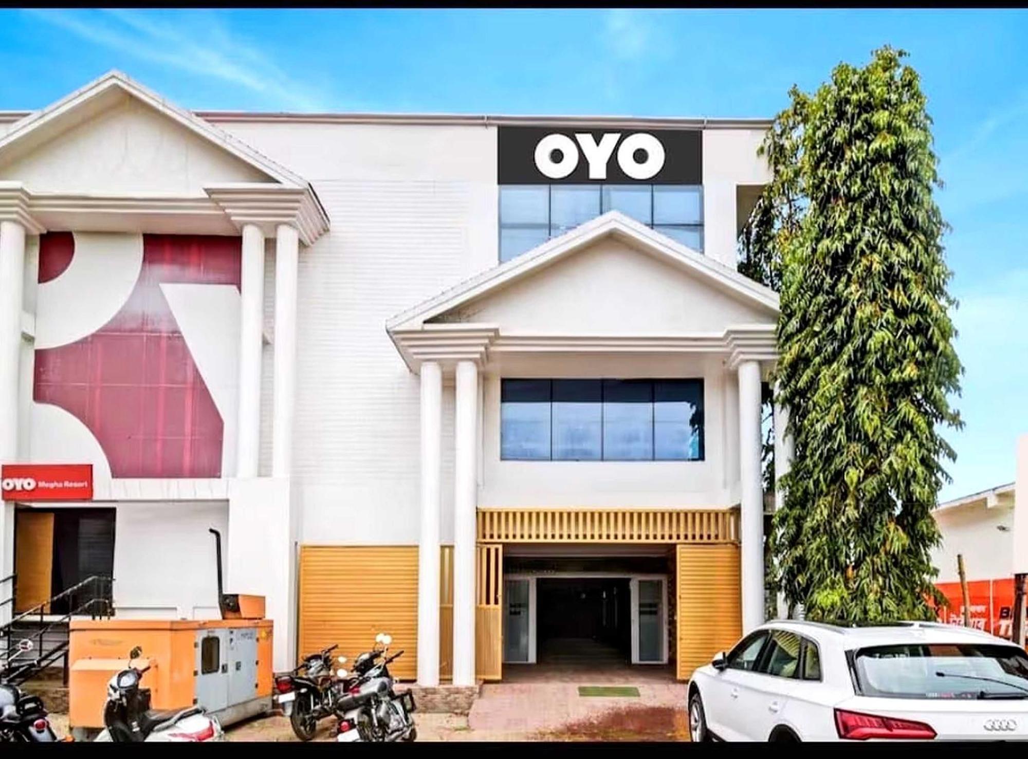 Collection O Megha Resort Jorhat Luaran gambar