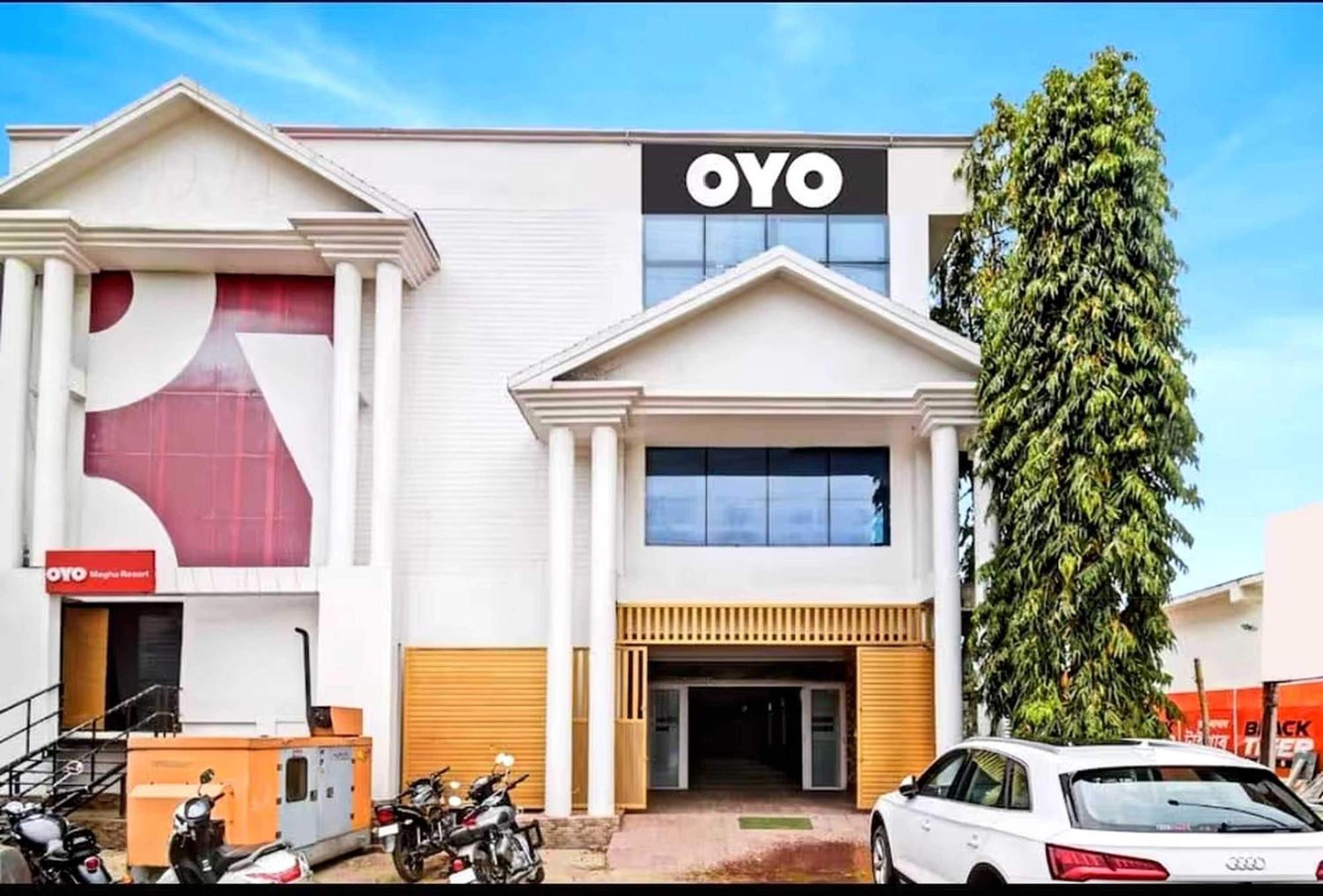 Collection O Megha Resort Jorhat Luaran gambar